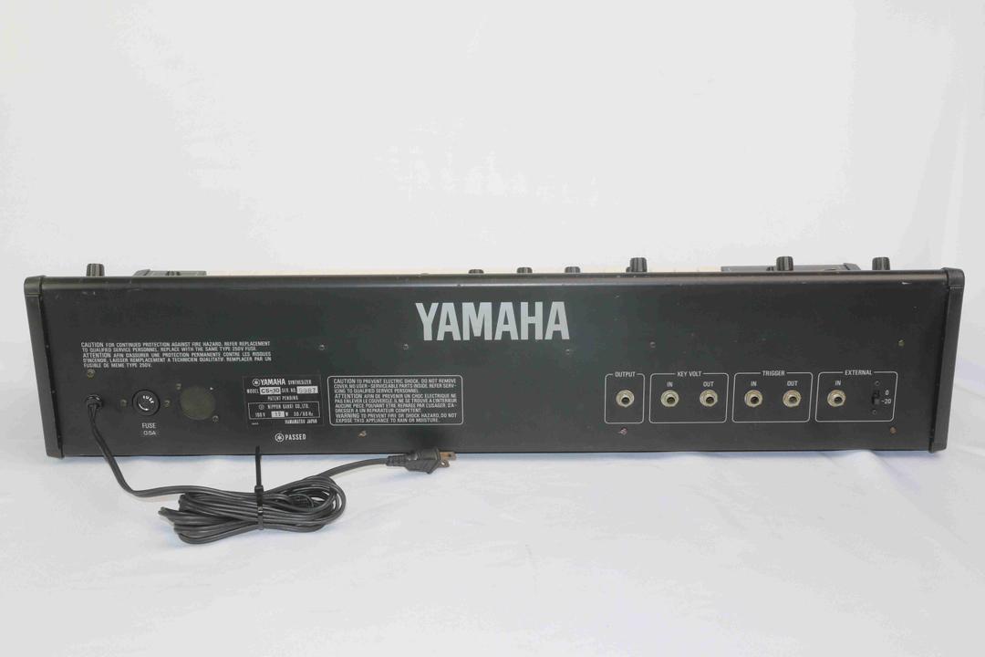Yamaha -  CS-10 Analog Synthesizer