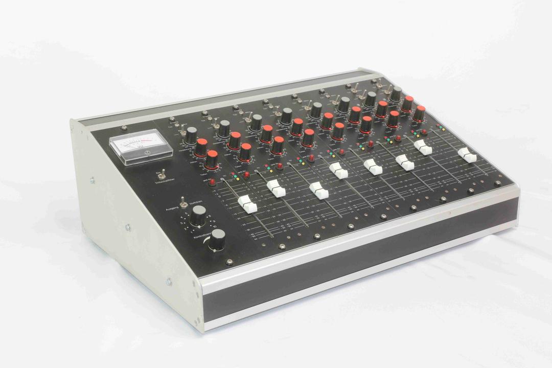 Unknown -  MP812FH Audio Console
