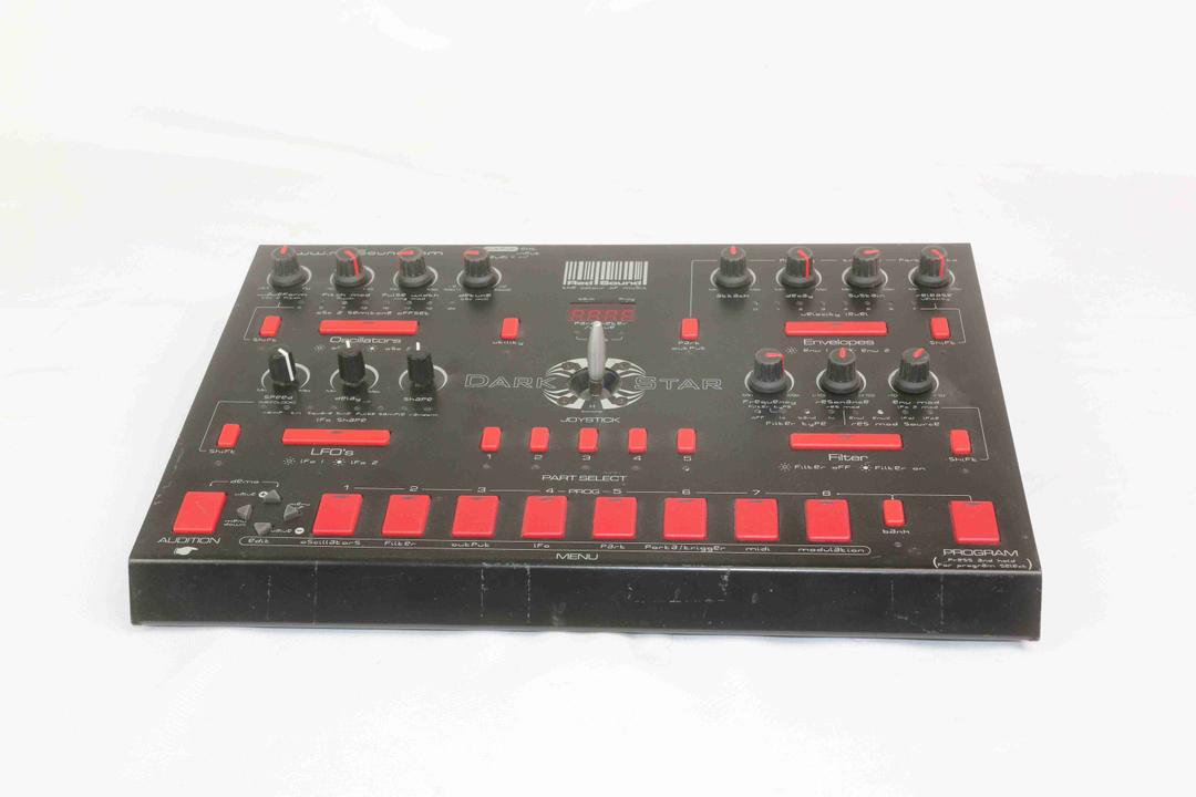 RED Sound -  DarkStar Polyphonic Synth
