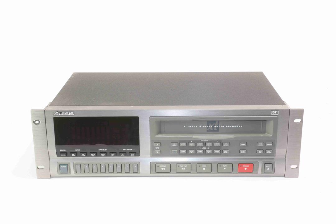 Alesis -  ADAT XT 8-Track Digital Recorder