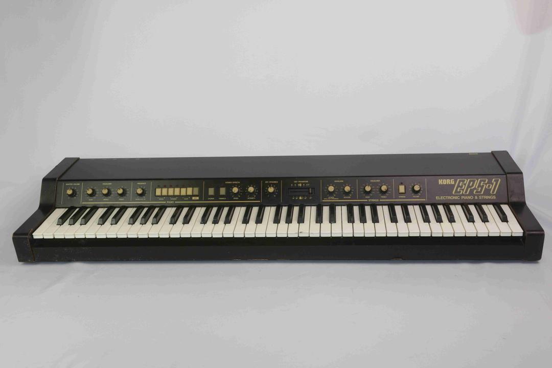 Korg -  EPS-1  Piano & Strings