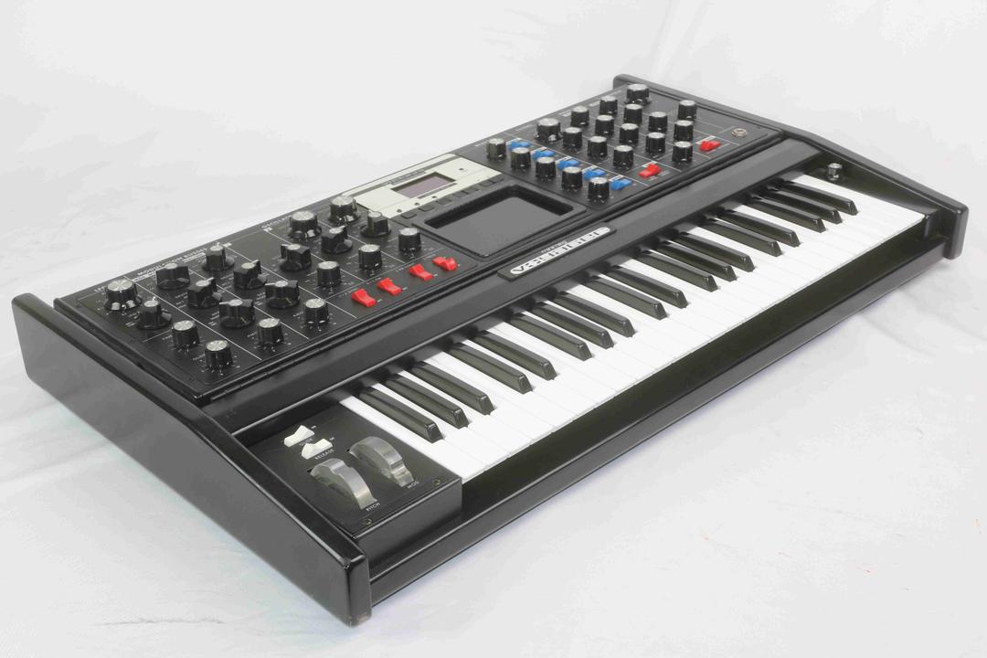 Moog -  Voyager Electric Blue Edition
