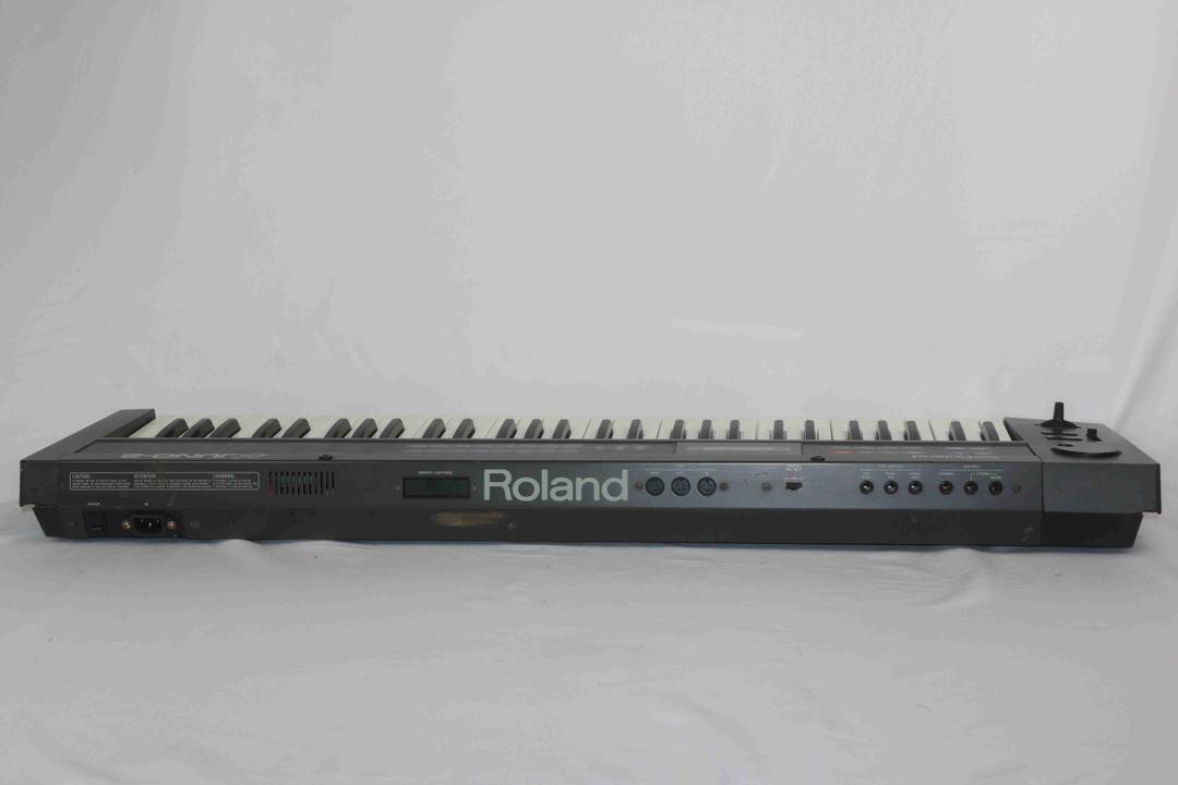 Roland -  Alpha Juno 2