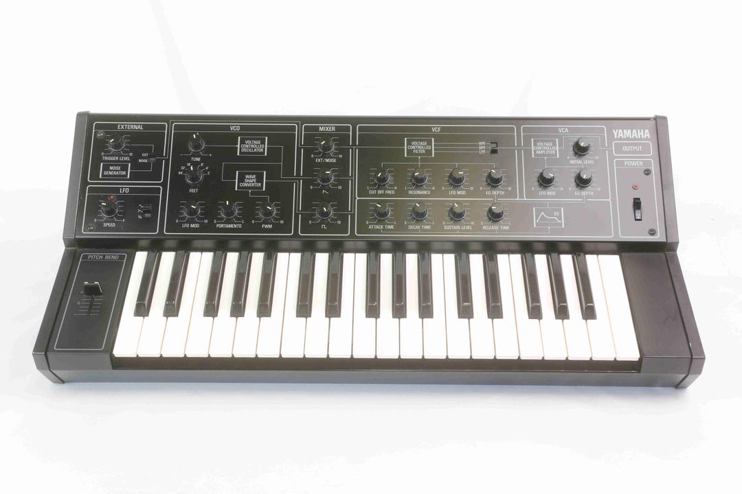 Yamaha -  CS-5 Analogue Synthesizer