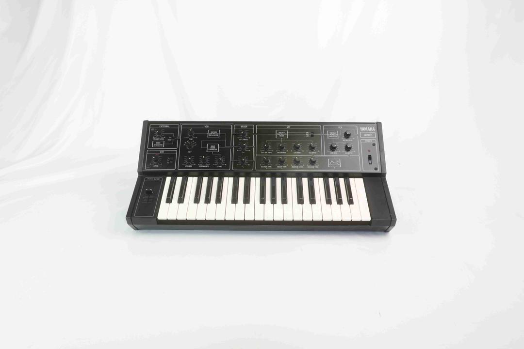 Yamaha -  CS-5 Analogue Synthesizer