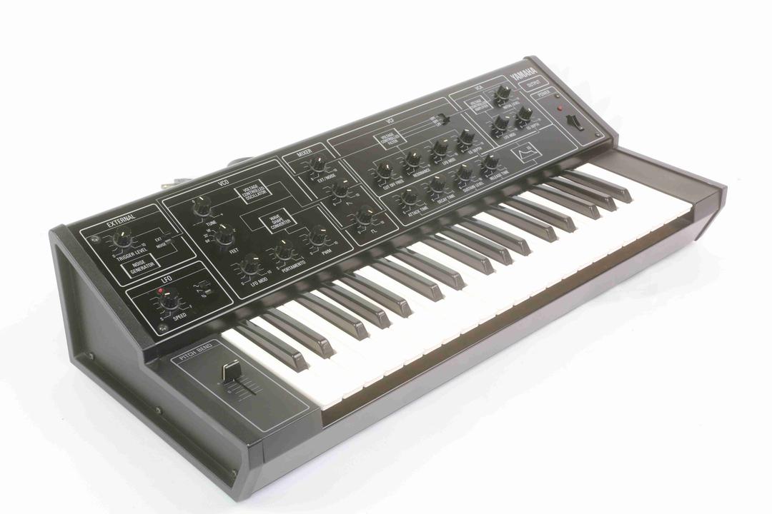 Yamaha -  CS-5 Analogue Synthesizer
