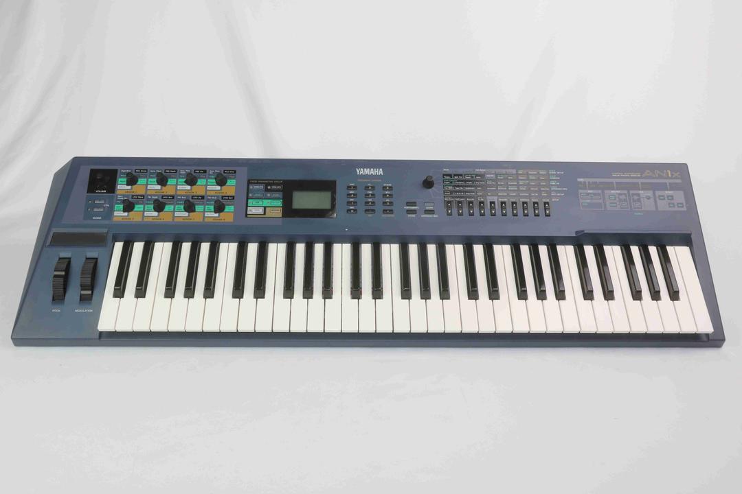 Yamaha -  AN1x Virtual Analog Synthesizer
