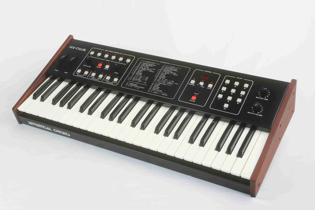 Sequential Circuits - SIx-Trak Multi Timbral analog synth