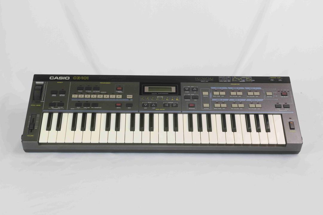 Casio -  CZ-101