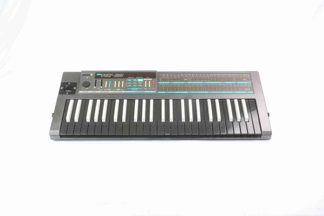 Korg -  Poly 800