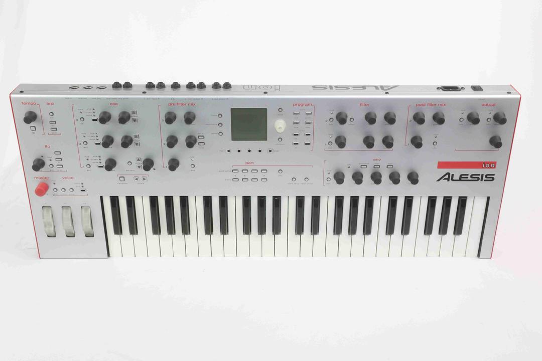 Alesis -  ION