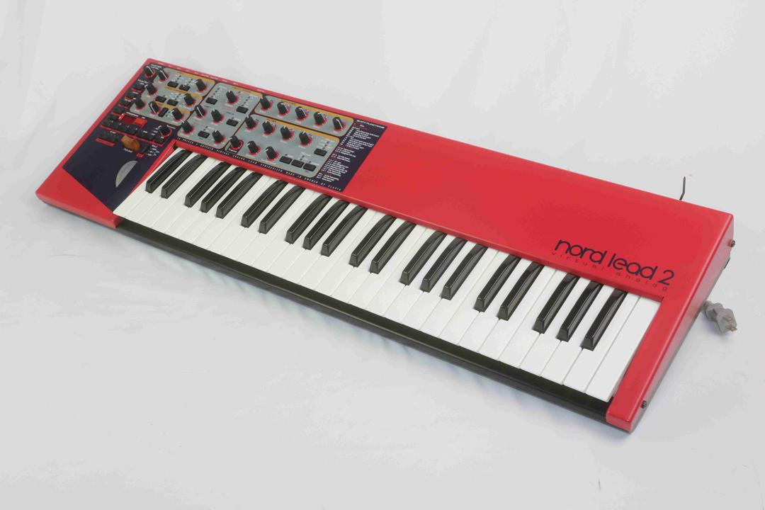 Nord -  Lead 2
