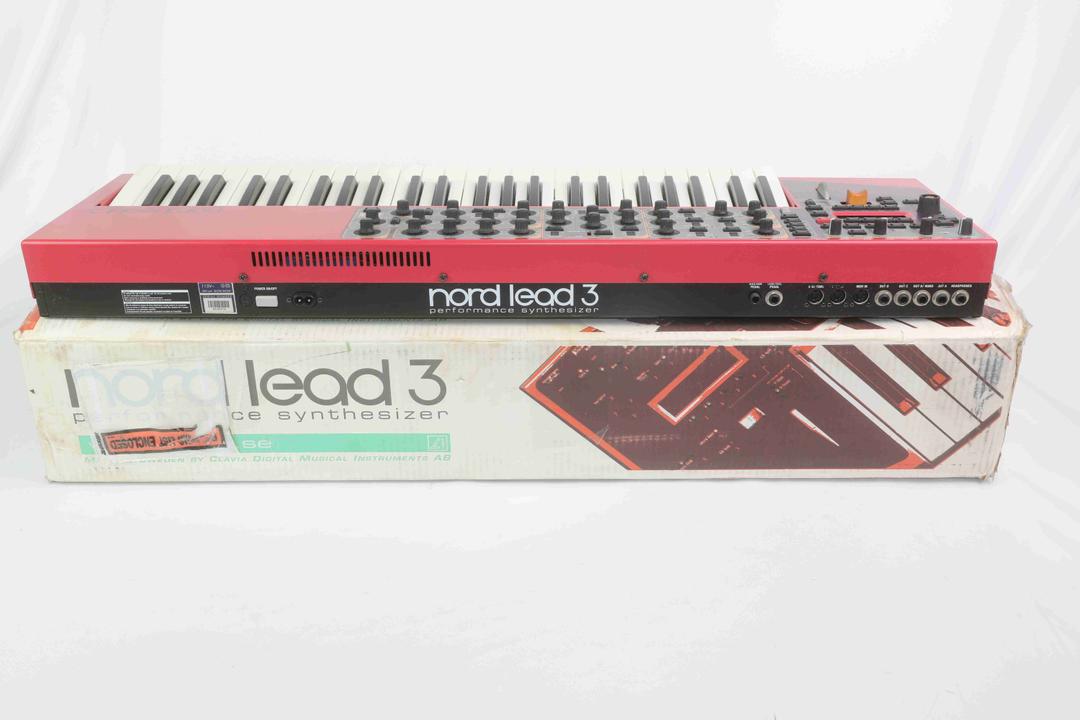 Clavia -  Nord Lead 3
