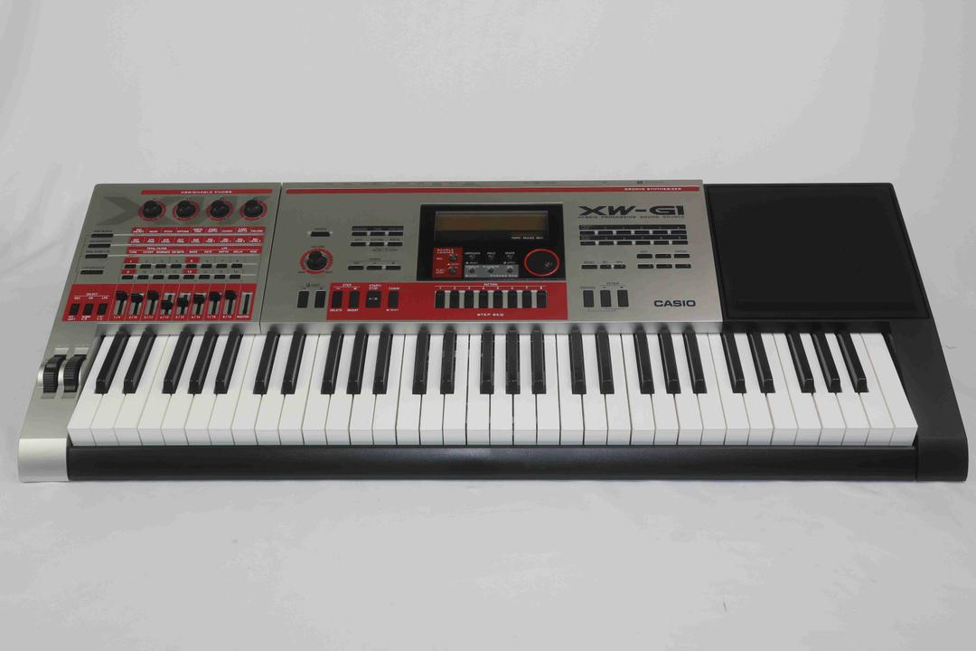 Casio -  XW-G1 Groove Synthesizer