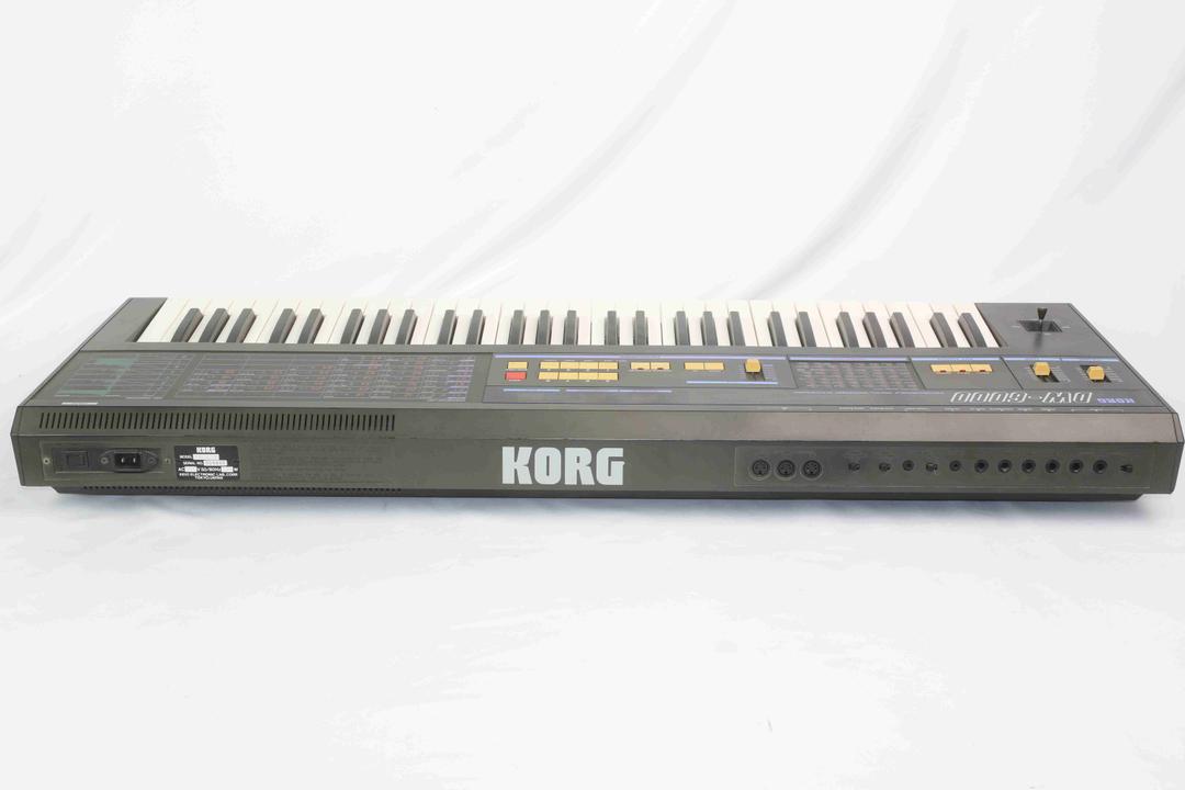 Korg -  DW-6000 Digital Waveform Synthesizer