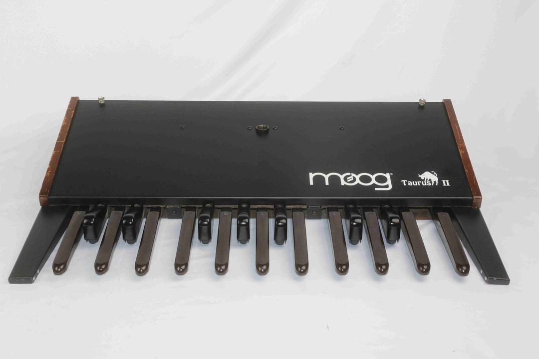 Moog -  Taurus II (Serviced)