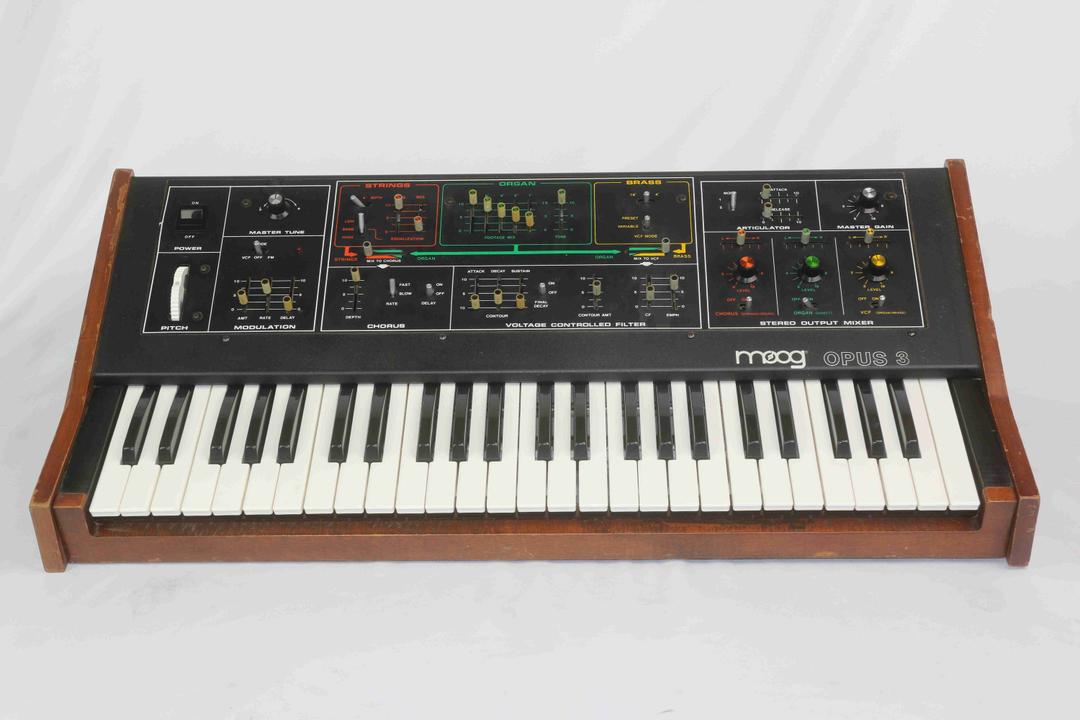 Moog -  Opus 3 (serviced)