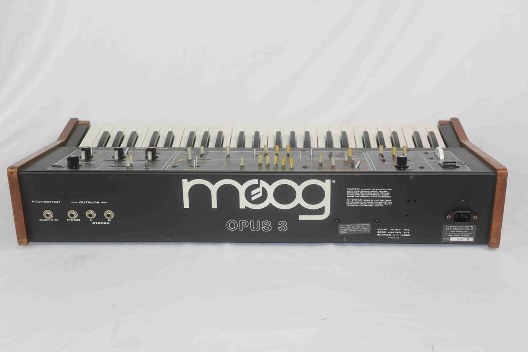Moog -  Opus 3 (serviced)