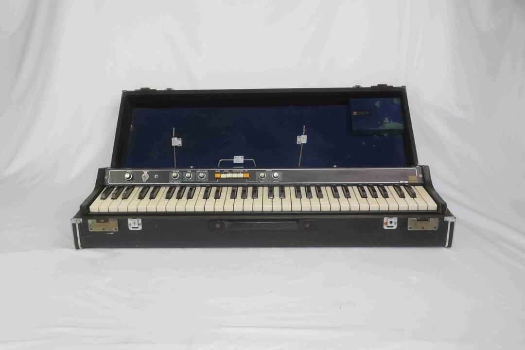 Roland -  EP-30 Electronic PIano