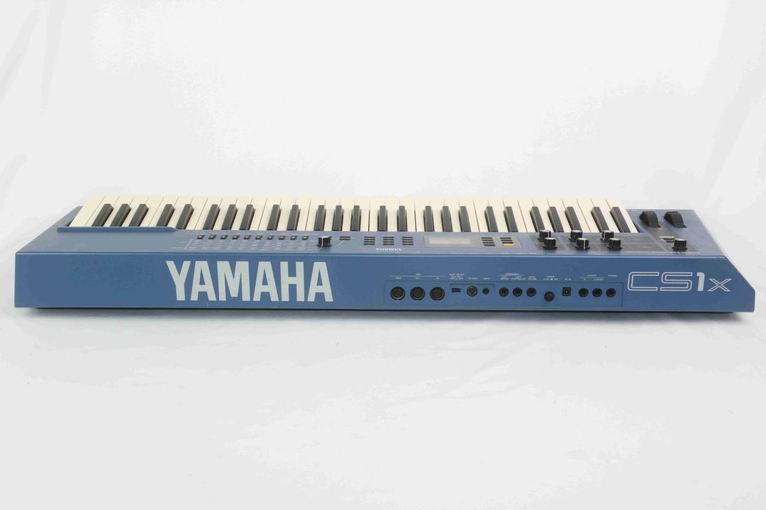 Yamaha -  CS-1x Synthesizer