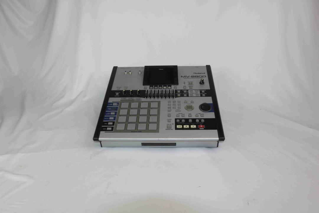 Roland -  MV-8800