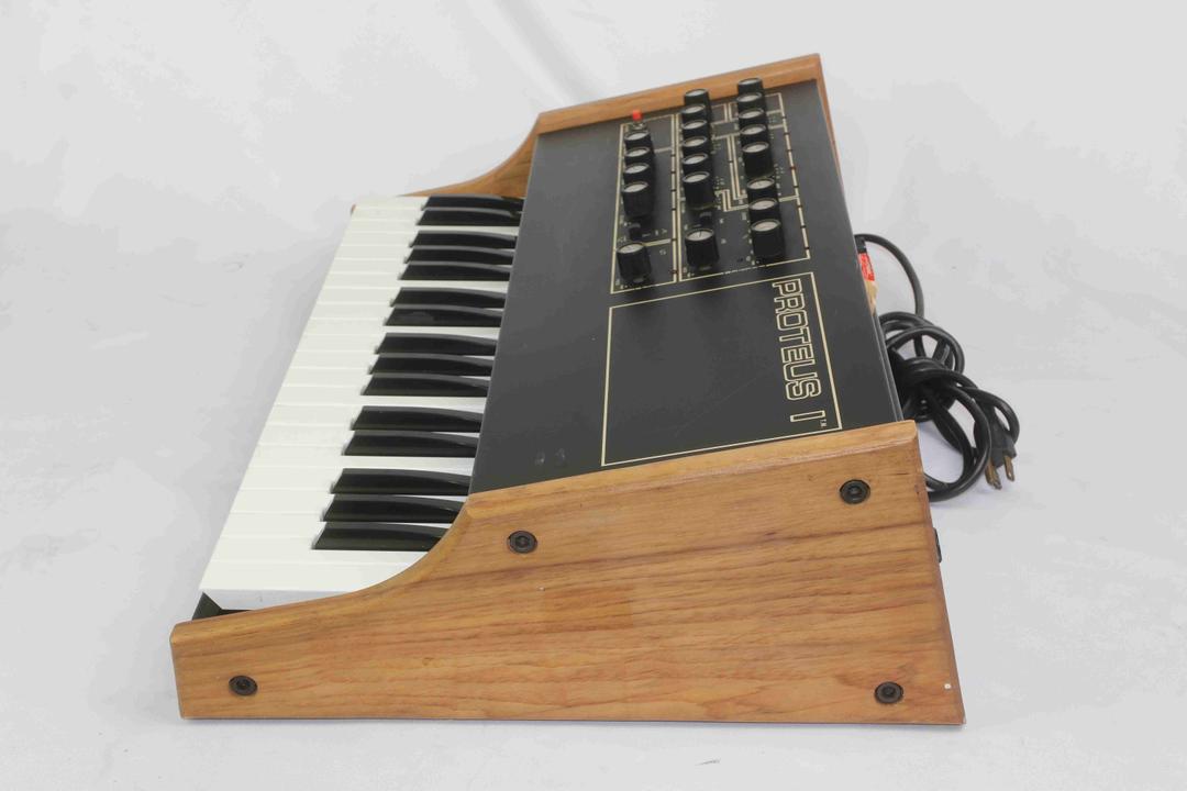 Paia -  Proteus 1 Ultra Rare