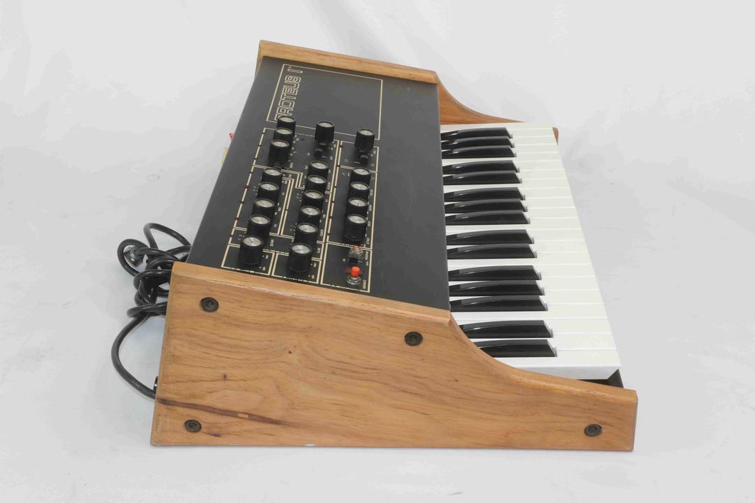 Paia -  Proteus 1 Ultra Rare