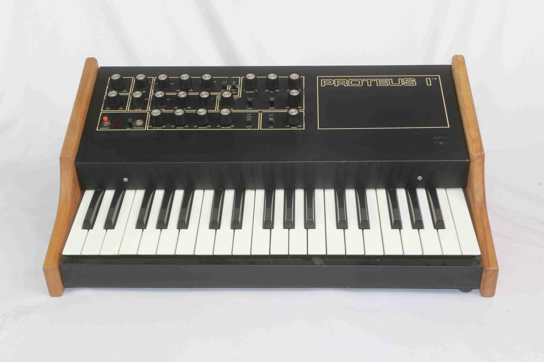Paia -  Proteus 1 Ultra Rare