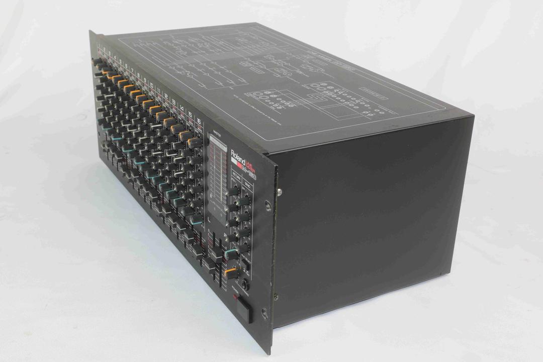 Roland -  M-160 Line Mixer
