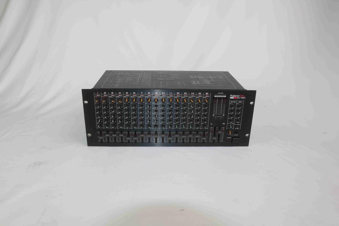 Roland -  M-160 Line Mixer