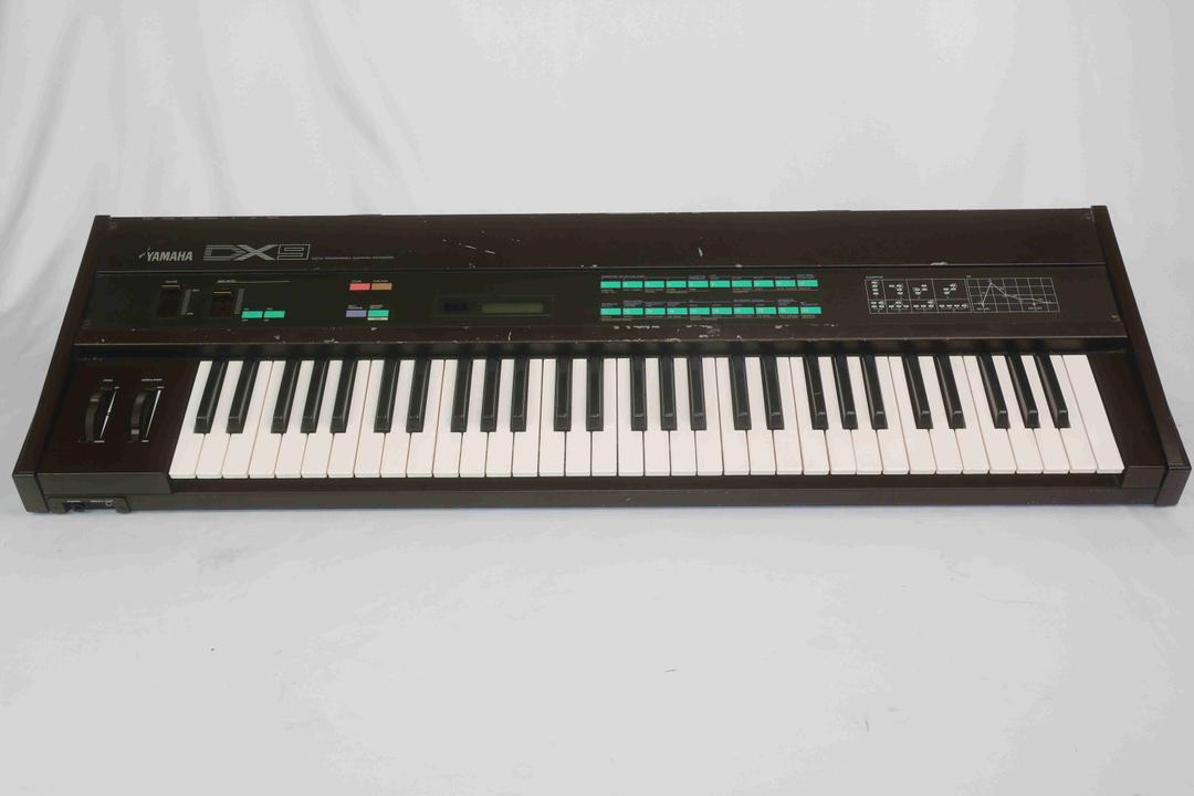 Yamaha -  DX-9
