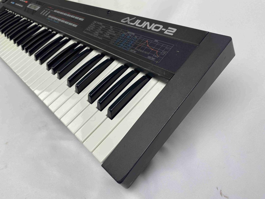 Roland -  Alpha Juno 2