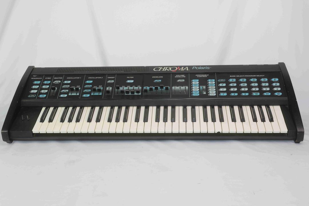 Fender -  Chroma Polaris
