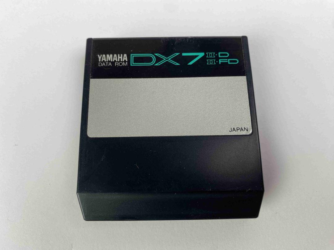 Yamaha - DX7 II-D / II-FD Data ROM Cartridge